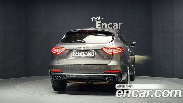 Maserati Levante 3.0 AWD GranSport - фото 3