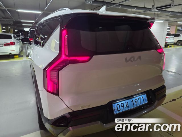 Kia EV9 Long Range 4WD Earth - фото 1