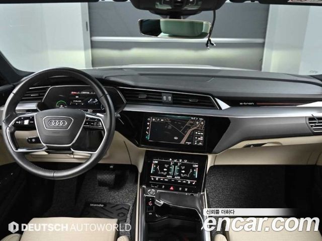 Audi e-Tron 55 Quattro - фото 4