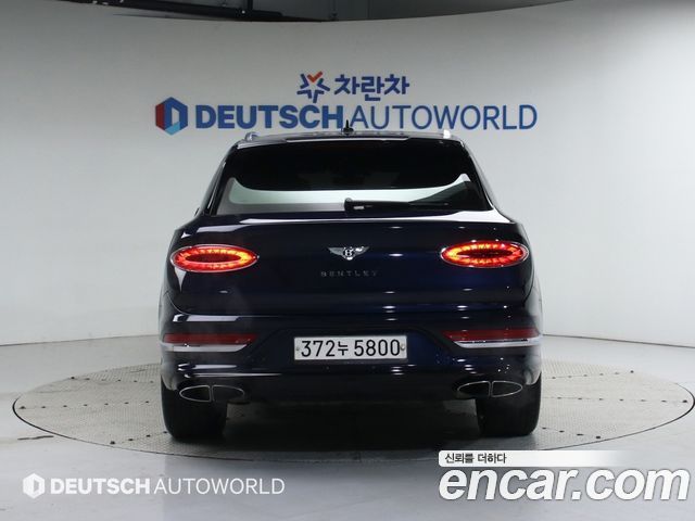 Bentley Bentayga 4.0 V8 - фото 3