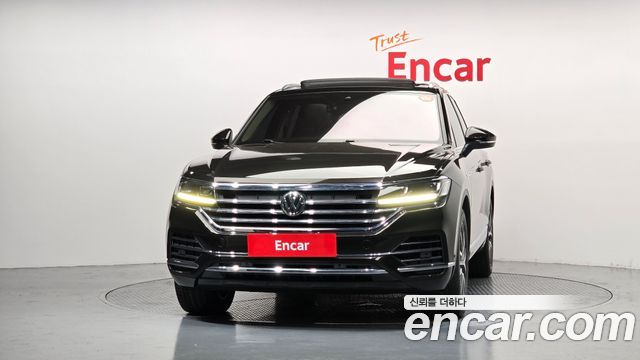 Volkswagen Touareg 3-го поколения 3.0 TDI Prestige - фото 2