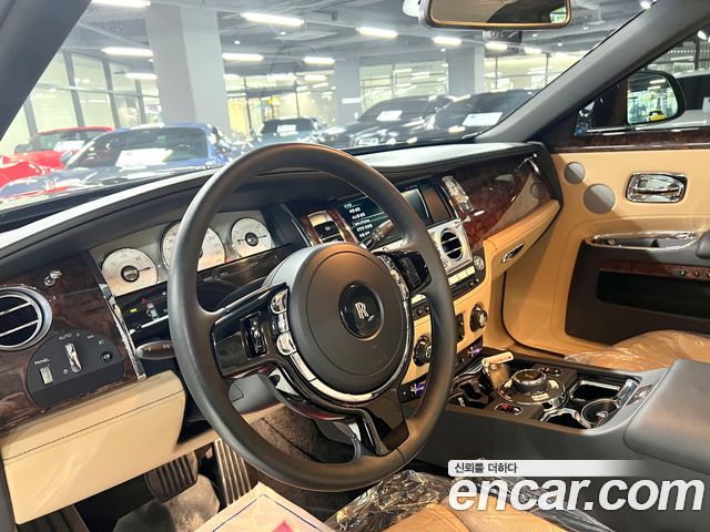 Rolls-Royce Ghost 6.6 EWB V12 - фото 4