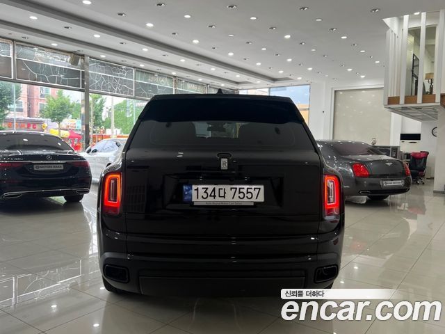 Rolls-Royce Cullinan 6.7 V12 - фото 3
