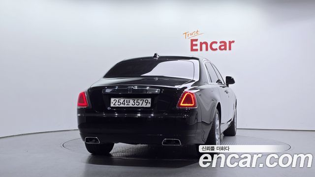 Rolls-Royce Ghost 6.6 EWB V12 - фото 3