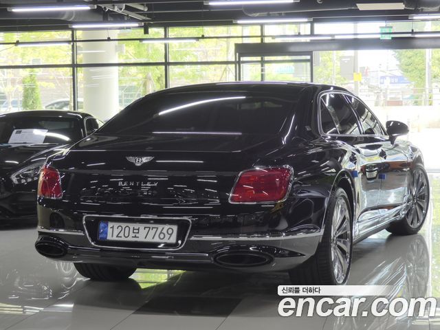 Bentley Flying Spur 3-го поколения 6.0 - фото 1