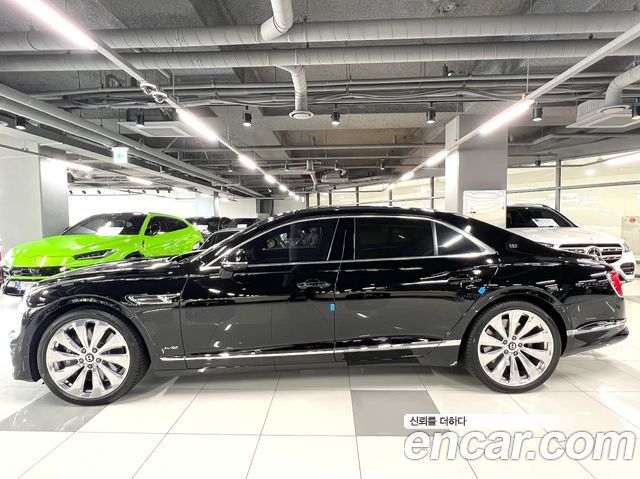 Bentley Flying Spur 3-го поколения 6.0 - фото 2