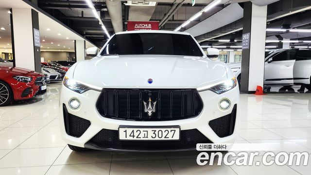 Maserati Levante 3.8 Trofeo - фото 0