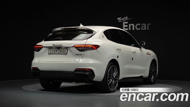 Maserati Levante 3.8 Trofeo - фото 1