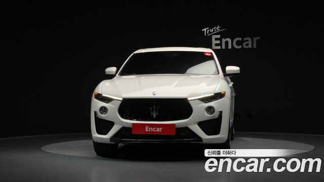 Maserati Levante 3.8 Trofeo - фото 2