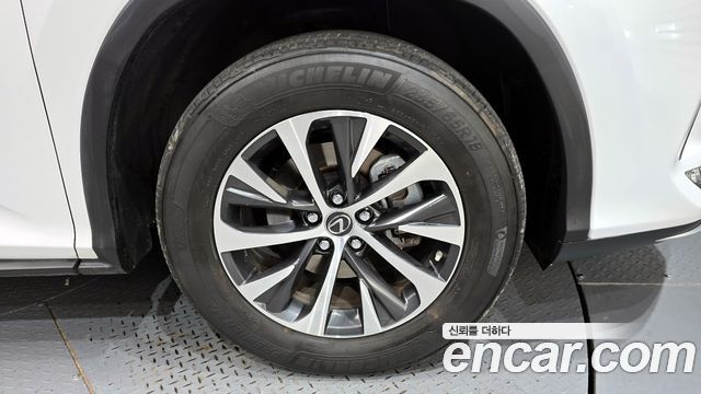 Lexus RX 450h 4-го поколения Supreme - фото 4