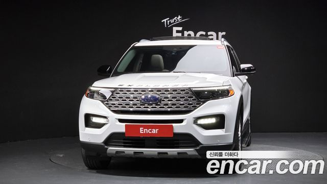 Ford Explorer 6-го поколения 2.3 LimIted 4WD - фото 2