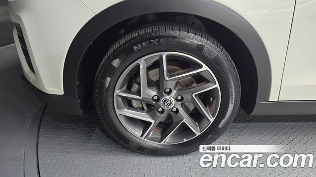 SsangYong Tivoli Gasoline 1.5 2WD V3 - фото 4
