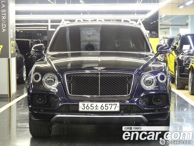 Bentley Bentayga 4.0 V8 - фото 0