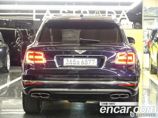 Bentley Bentayga 4.0 V8 - фото 1