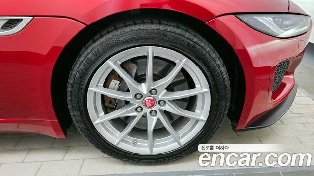 Jaguar F-TYPE P300 Convertible X152 - фото 4
