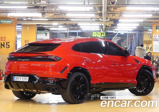 Lamborghini Urus 4.0 V8 SE - фото 3