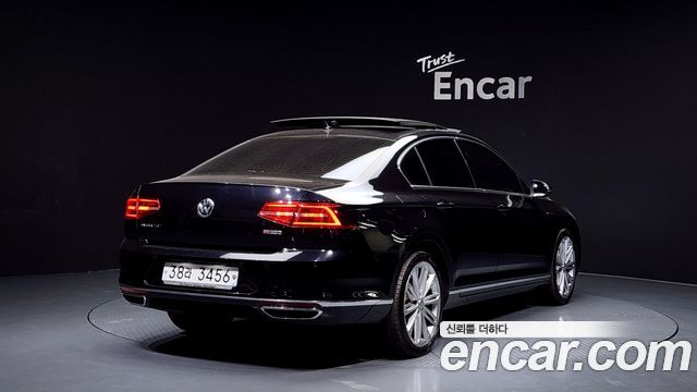 Volkswagen Passat B8 2.0 TDI 4Motion Prestige - фото 1