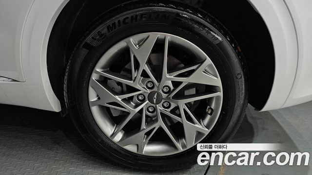 Genesis GV70 2.5T Gasoline AWD - фото 4