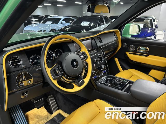 Rolls-Royce Cullinan 6.7 V12 Black Badge - фото 4