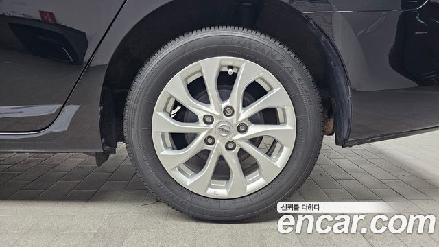 Nissan Sentra 1.8 B17 - фото 4