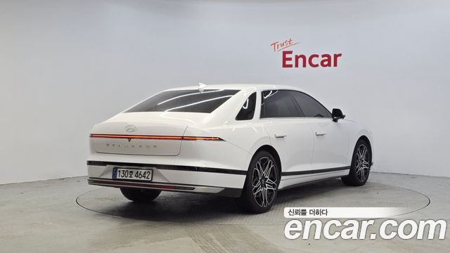 Hyundai Grandeur GN7, гибрид Exclusive - фото 1