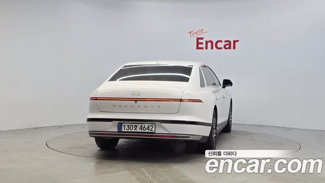 Hyundai Grandeur GN7, гибрид Exclusive - фото 3