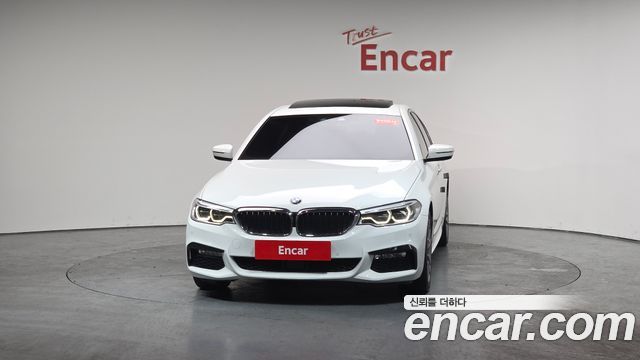 BMW 5 Series G30 520d M Sport package - фото 1