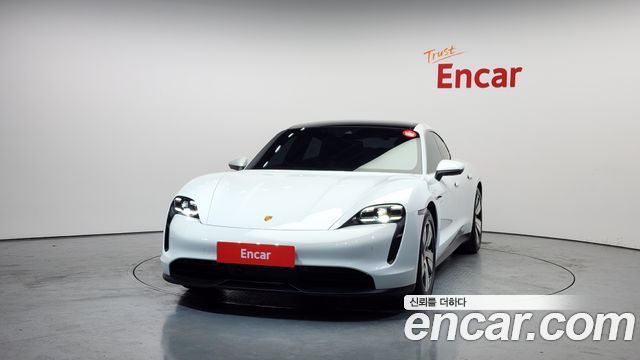 Porsche Taycan Base - фото 2