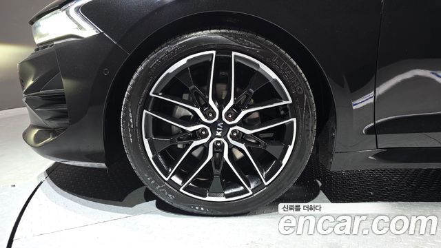 Kia K5 3-го поколения 1.6 Turbo Signature - фото 4