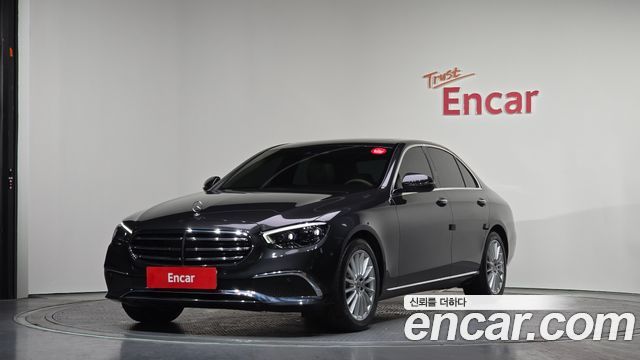 Mercedes-Benz E-Class W213 E250 Exclusive - фото 0