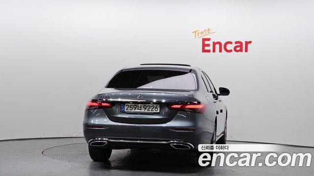 Mercedes-Benz E-Class W213 E250 Avantgarde - фото 3