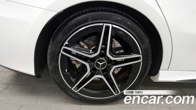 Mercedes-Benz A-Class W177 AMG A35 4MATIC Sedan - фото 4