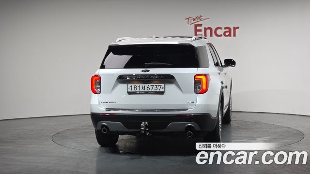 Ford Explorer 6-го поколения 2.3 LimIted 4WD - фото 2