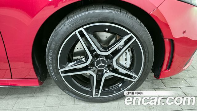 Mercedes-Benz A-Class W177 AMG A35 4MATIC Sedan - фото 4