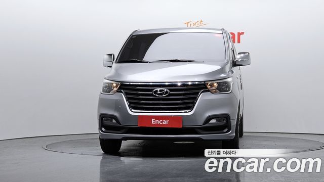 Hyundai Starex New Van 5-Seater Smart - фото 2