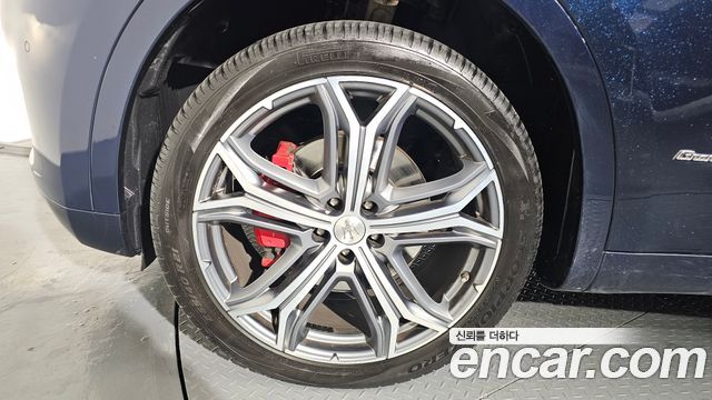 Maserati Levante 3.0 AWD GranLusso - фото 4