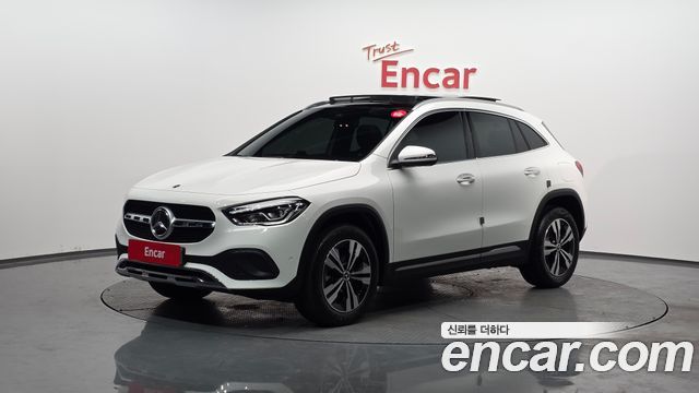 Mercedes-Benz GLA-Class H247 GLA220 - фото 0