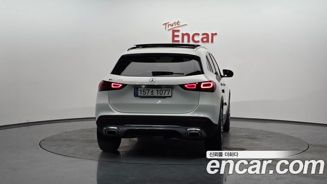 Mercedes-Benz GLA-Class H247 GLA220 - фото 3