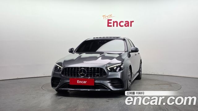 Mercedes-Benz E-Class W213 E220d 4MATIC AMG Line - фото 2