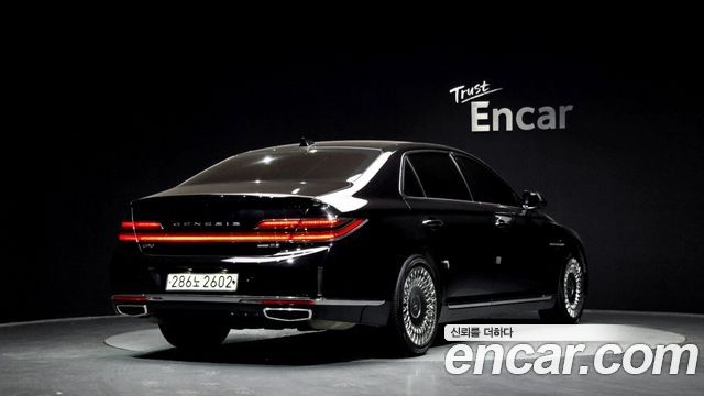 Genesis G90 3.8 AWD Premium Luxury - фото 1