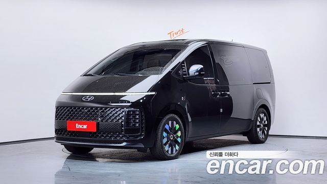 Hyundai Staria 4WD Lounge 9-Seater Inspiration - фото 0