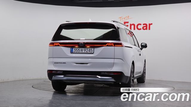 Kia Carnival 4-го поколения 9-Seater Signature - фото 3