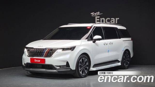 Kia Carnival 4-го поколения 9-Seater Signature - фото 0