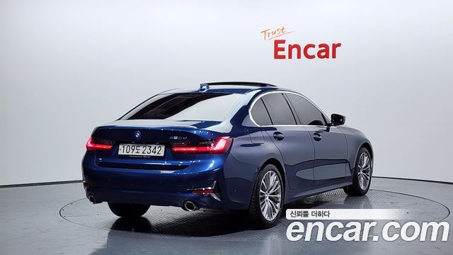 BMW 3 Series G20 320d Luxury - фото 1