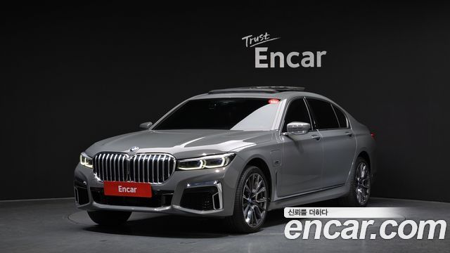 BMW 7 Series G11 745Le iPerformance M Sport - фото 0