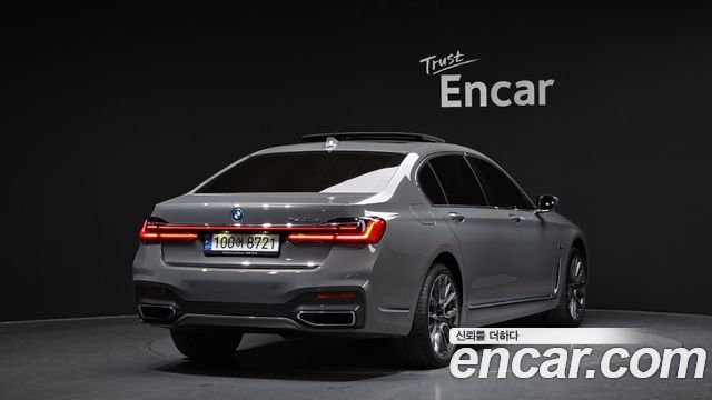 BMW 7 Series G11 745Le iPerformance M Sport - фото 1