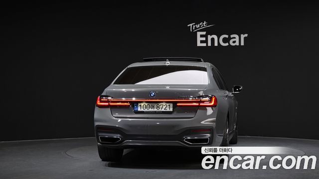 BMW 7 Series G11 745Le iPerformance M Sport - фото 3