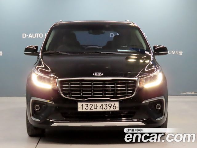Kia Carnival New 9-Seater Luxury - фото 1
