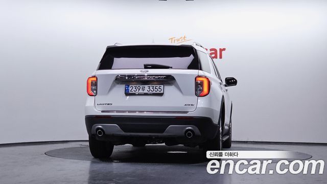 Ford Explorer 6-го поколения 2.3 LimIted 4WD - фото 3