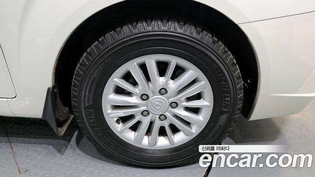SsangYong Korando Turismo 4WD RX 9-seater - фото 4